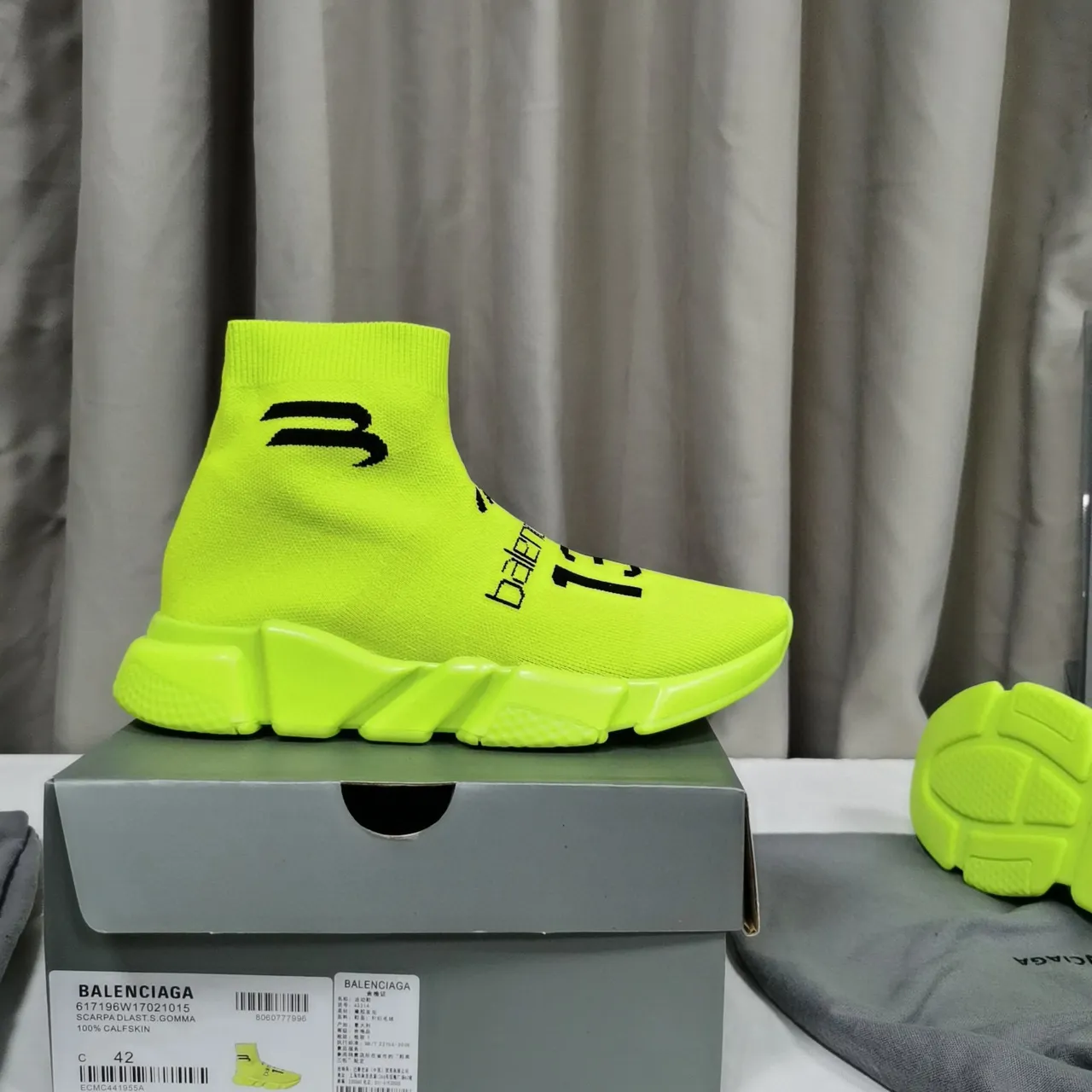 Balenciaga Speed Trainer Neon Lime Knit tênis lifestyle 4