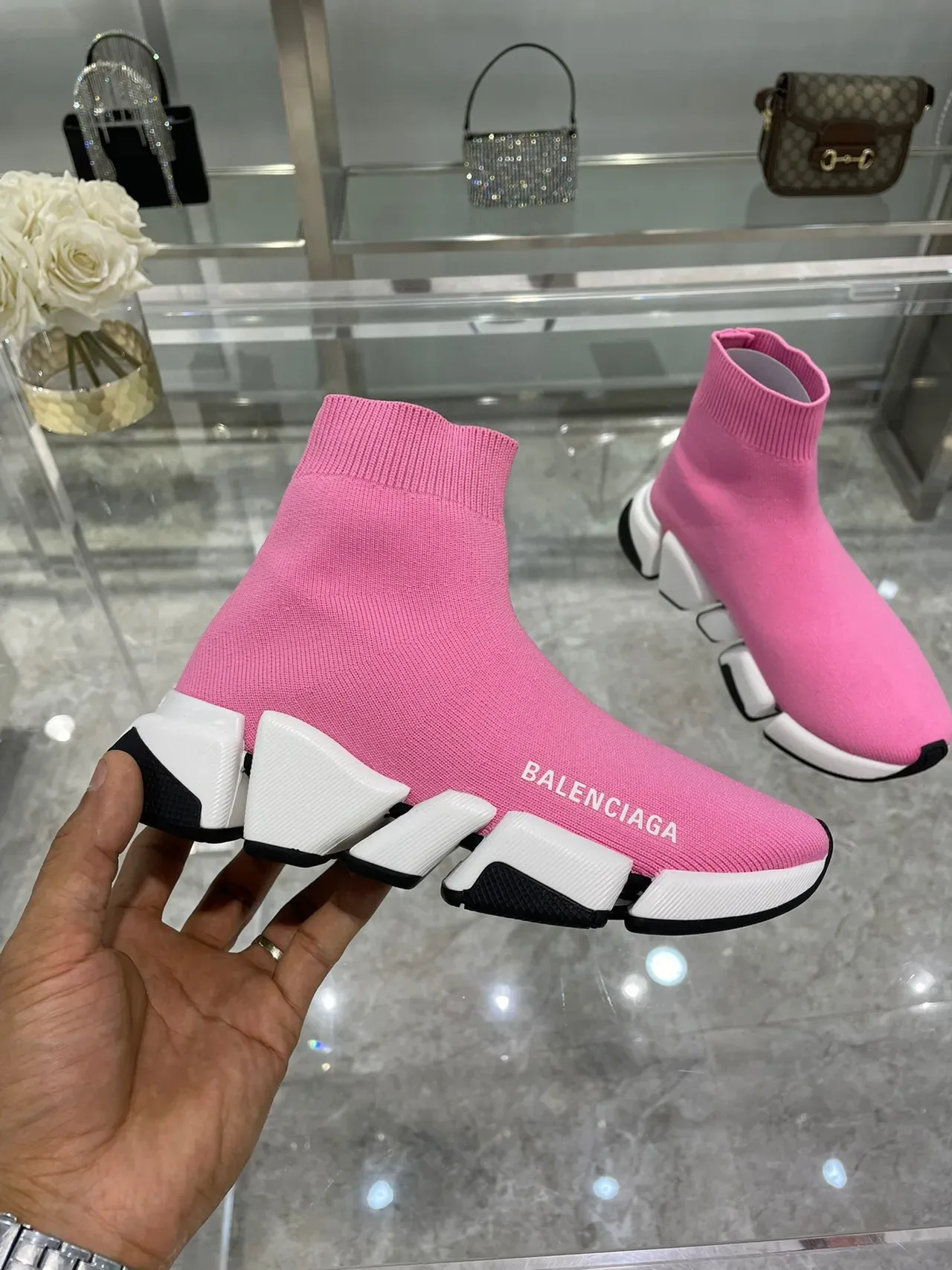 Balenciaga Speed Trainer حذاء رياضي أسلوب حياة بتصميم جورب وردي 6