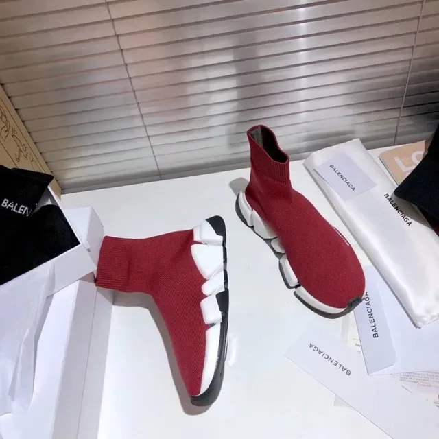 Balenciaga Speed Trainer Rouge Blanc Noir lifestyle sneakers 2