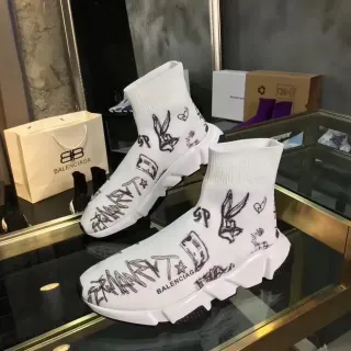 Balenciaga Speed Trainer সাদা গ্রাফিতি-প্রিন্ট লেসবিহীন লাইফস্টাইল স্নিকার্স