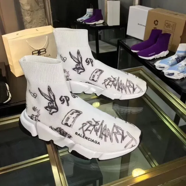 Balenciaga Speed Trainer Tênis lifestyle branco graffiti-print sem cadarços 4
