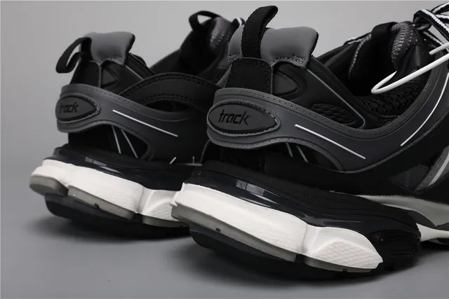 Balenciaga Track Sneaker Tênis chunky pretos cinza 2