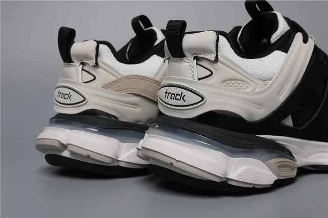 Balenciaga Track Sneaker gris noir blanc sneakers chunky 2