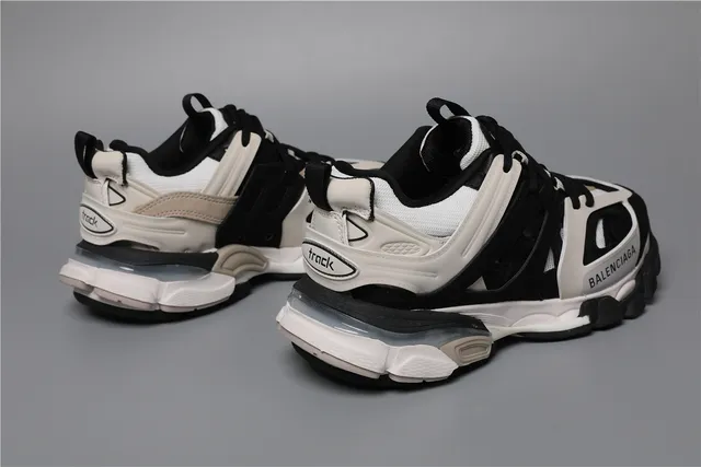 Balenciaga Track Sneaker gris noir blanc sneakers chunky 3