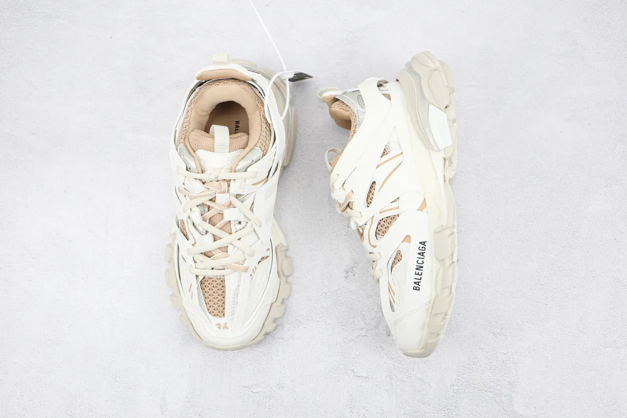 Balenciaga Track Trainer Off-White Beige tênis de sola grossa 8