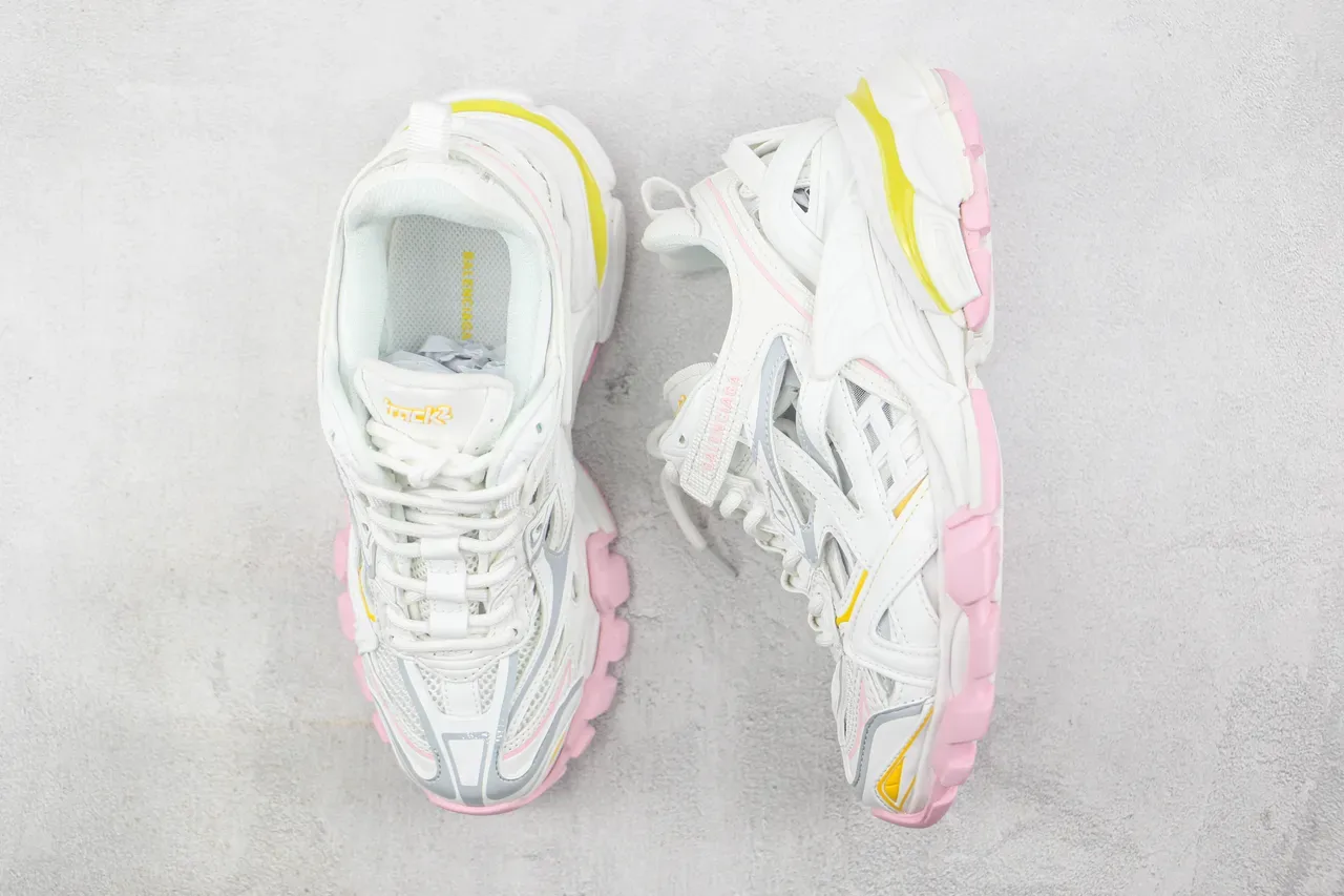Balenciaga Track Trainer أبيض وردي أصفر chunky sneakers 3