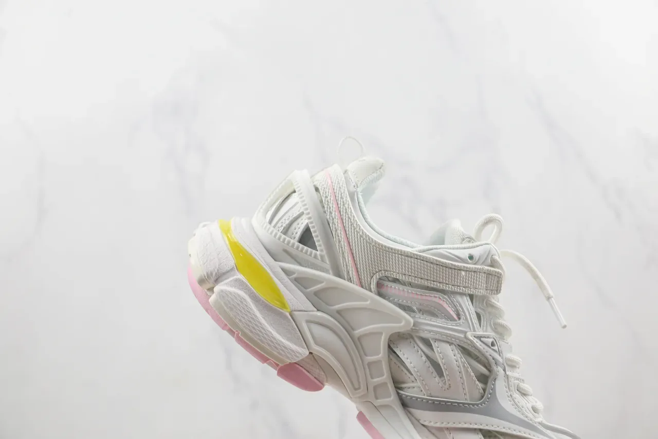 Balenciaga Track Trainer أبيض وردي أصفر chunky sneakers 5