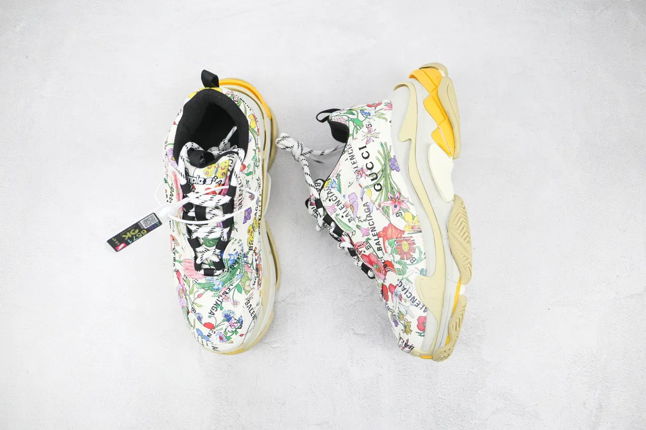Balenciaga Triple S sneakers à imprimé floral et semelle chunky 2