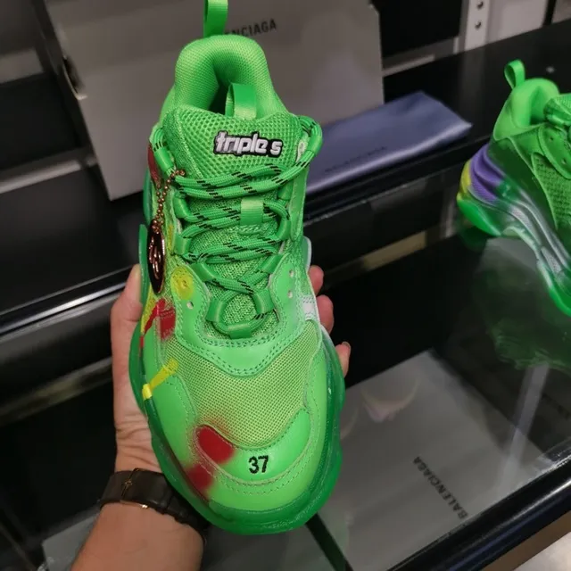 Balenciaga Triple S Vert néon Éclaboussures de peinture Sneakers Chunky 7