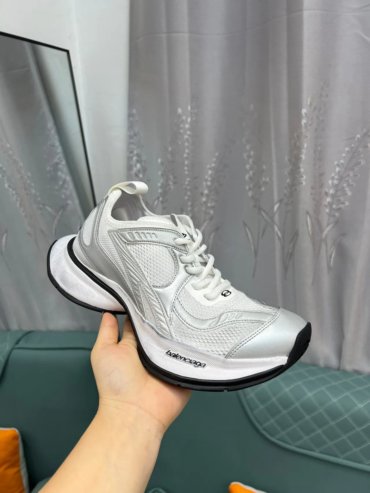 Balenciaga Zapatillas Lifestyle Blancas Plata Malla y Superior Sintético Metálico Escultidas Rebajadas Suela Intermedia 5