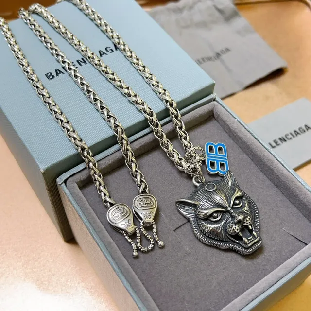 Colar Balenciaga Cabeça de Lobo Prata Azul Grosso Trançada Corrente Esculpido Pingente Colar 4