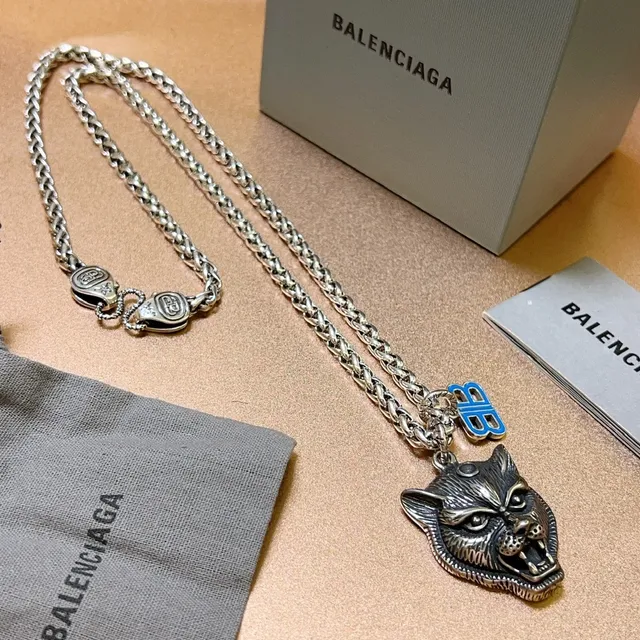 Colar Balenciaga Cabeça de Lobo Prata Azul Grosso Trançada Corrente Esculpido Pingente Colar 7
