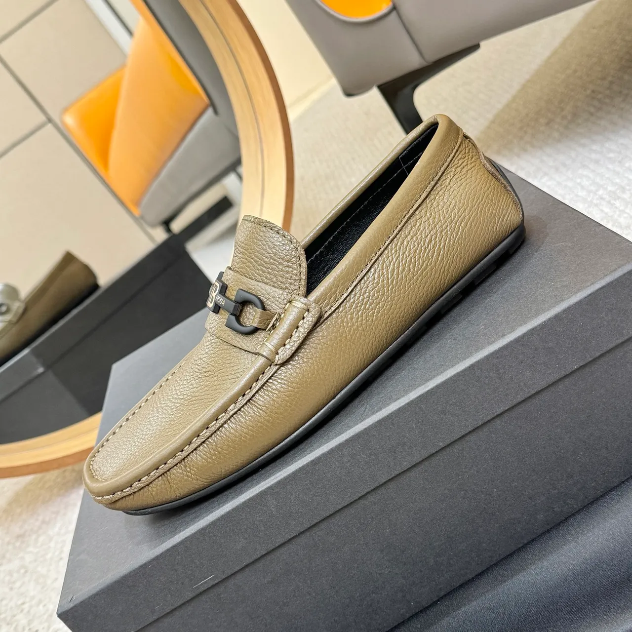 Balmain B-Court Beige Noir Cuir Pébblé Matériel Métallique Inspiré du Horsebit Mocassins 6