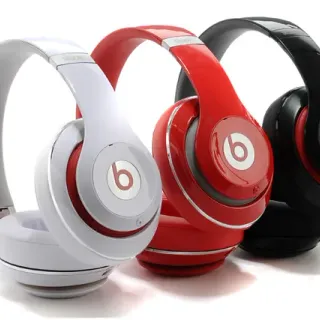 Beats Studio White Red Glossy Finish Metal-Accented Headband Over-ear Headphones