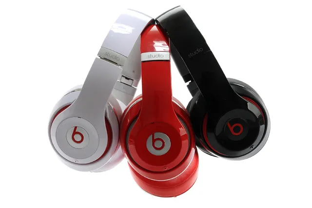 Beats Studio White Red Glossy Finish Metal-Accented Headband Over-ear Headphones 2