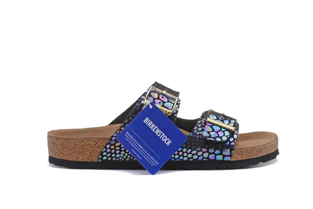 Birkenstock Arizona Sandales casuales à impression d'écailles iridescentes 2