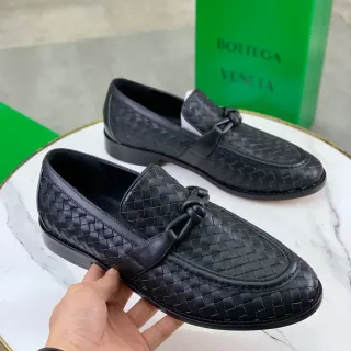Bottega Veneta Andiamo Intrecciato Knotted Strap Loafers