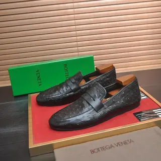 Bottega Veneta 黑色棕 鸵鸟纹皮革 钱币带 乐福鞋