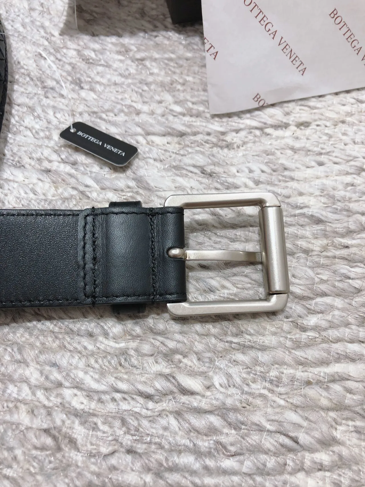 Bottega Veneta أسود فضي Intrecciato منسوج مستطيل مشبك جلد حزام 3