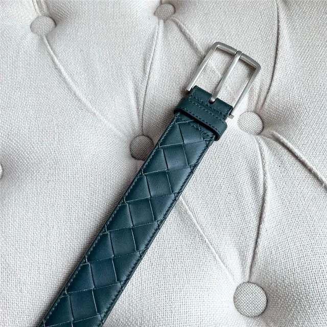 Bottega Veneta Cassette Intrecciato حزام جلد وردي 3