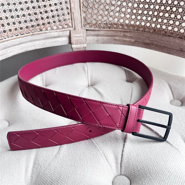 Bottega Veneta Cassette Intrecciato حزام جلد وردي 15
