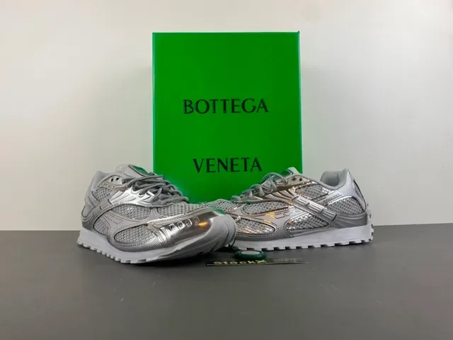 Bottega Veneta Cassette Sneakers Lifestyle Métallique Argenté Maille 12