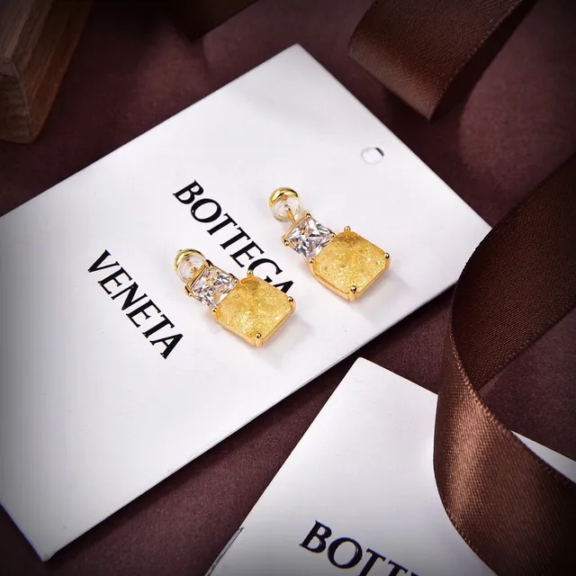 Bottega Veneta Boucles d'oreilles à double pierre en or vert taille carrée 3