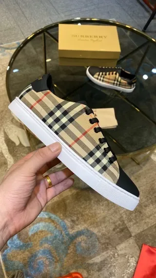 Burberry Bege Preto Nova Check Canvas Upper Leather Toe Cap Lifestyle Sneakers 6
