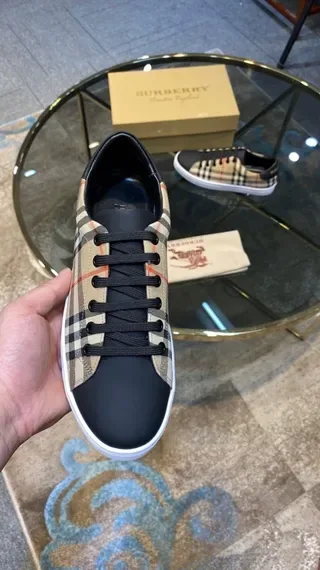 Burberry Bege Preto Nova Check Canvas Upper Leather Toe Cap Lifestyle Sneakers 7