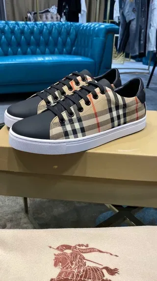 Burberry Bege Preto Nova Check Canvas Upper Leather Toe Cap Lifestyle Sneakers 8