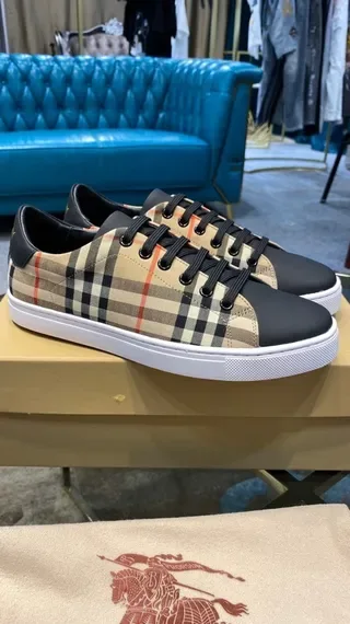 Burberry Bege Preto Nova Check Canvas Upper Leather Toe Cap Lifestyle Sneakers 9