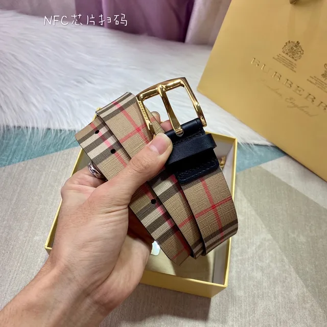 بيربري بيج أسود نوفا تشيك نسيج منسوج ظهر جلدي حزام كانفاس 7