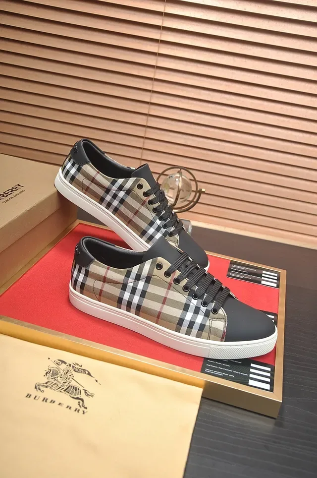 Burberry Check Panel Low-Top Lifestyle Sneakers 3