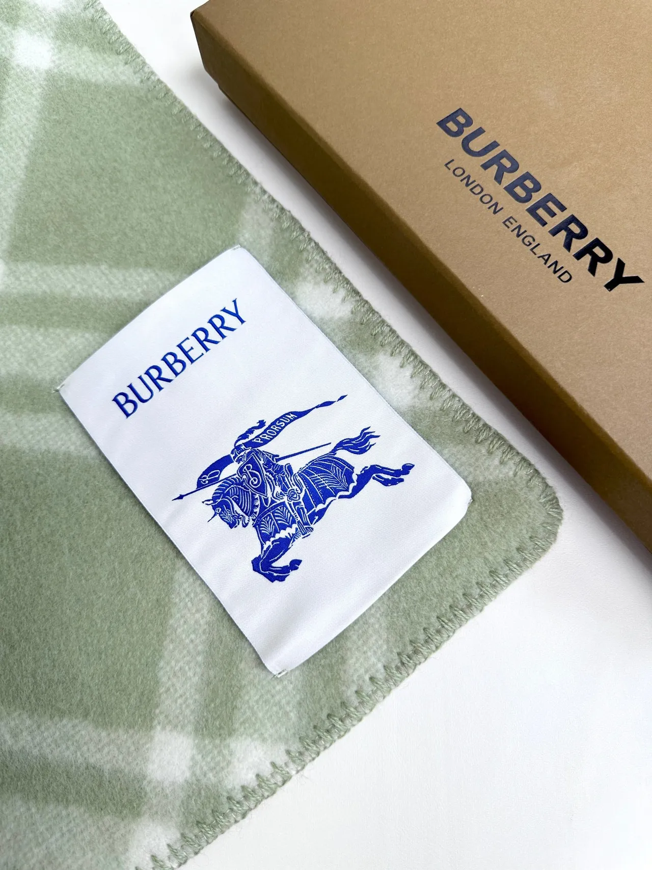 Burberry Cachecol Xadrez Plaid Verde Bege Aparência Lã Misturada Cachecol Caxemira 3