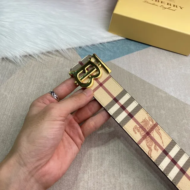 Burberry Knight Ceinture en cuir Beige doré TB Monogram Buckle imprimé classique à carreaux 2