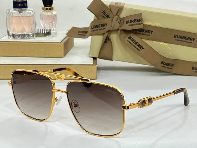 Burberry Knight Gold-Tone Gradient Sunglasses 3