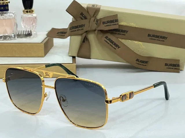 Burberry Knight Gold-Tone Gradient Sunglasses 4