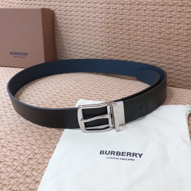 Burberry Knight Reversible Navy Leather Belt 5