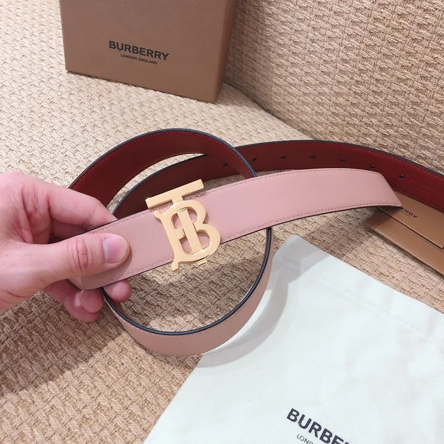 Burberry Knight reversível rosa e vermelho cinto de couro 2