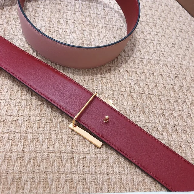 Burberry Knight reversível rosa e vermelho cinto de couro 5