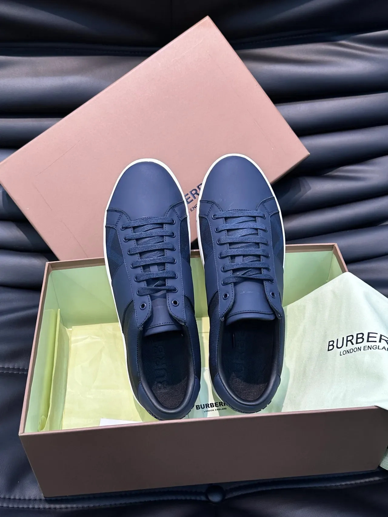Burberry Lola Navy White Mixed-Material Upper Check-Pattern Insert Lifestyle Sneakers 3