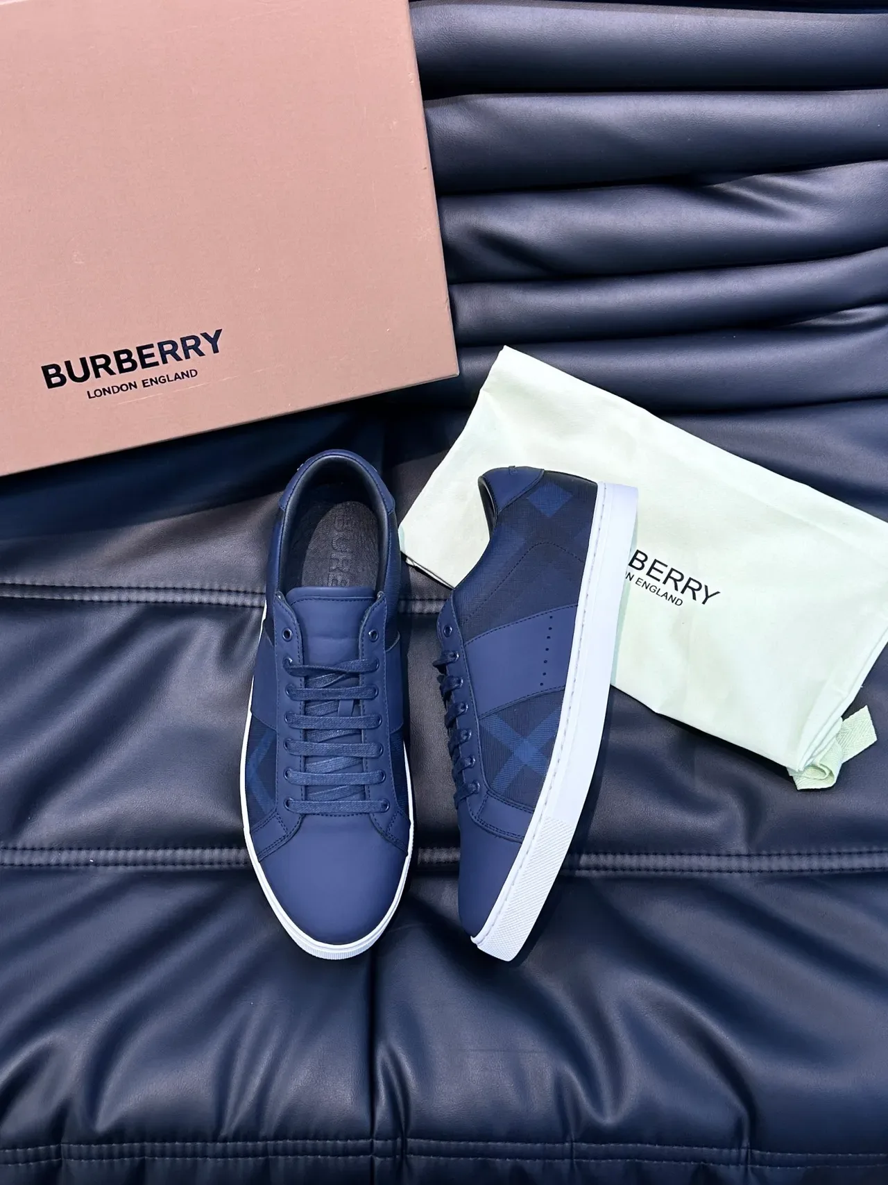 Burberry Lola Navy White Mixed-Material Upper Check-Pattern Insert Lifestyle Sneakers 5