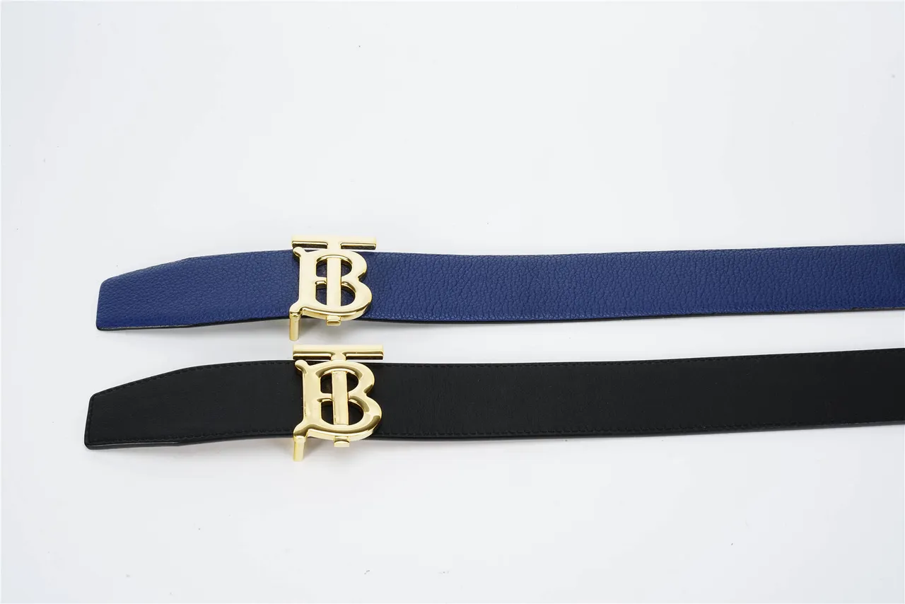 Burberry TB Belt Navy Blue Reversible Pebbled Leather Belt 2