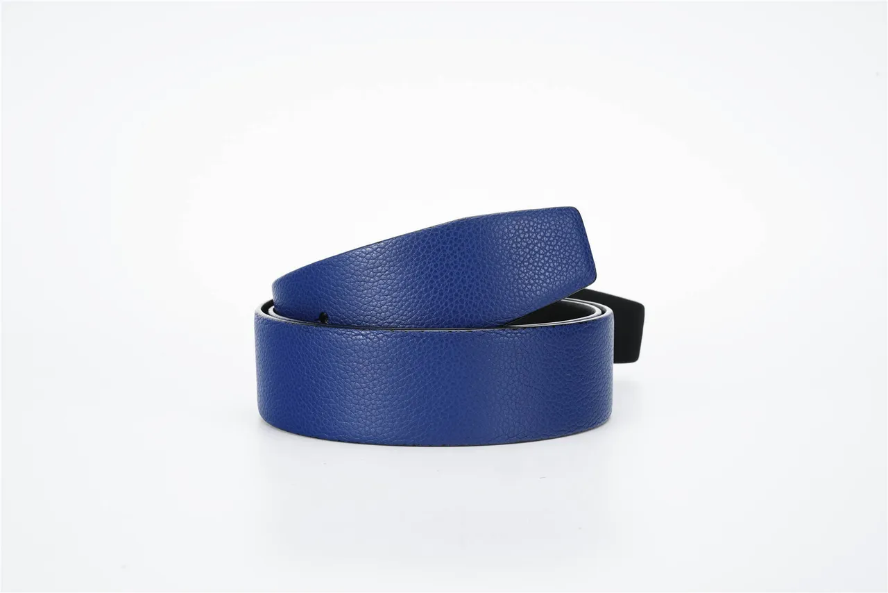 Burberry TB Belt Navy Blue Reversible Pebbled Leather Belt 3
