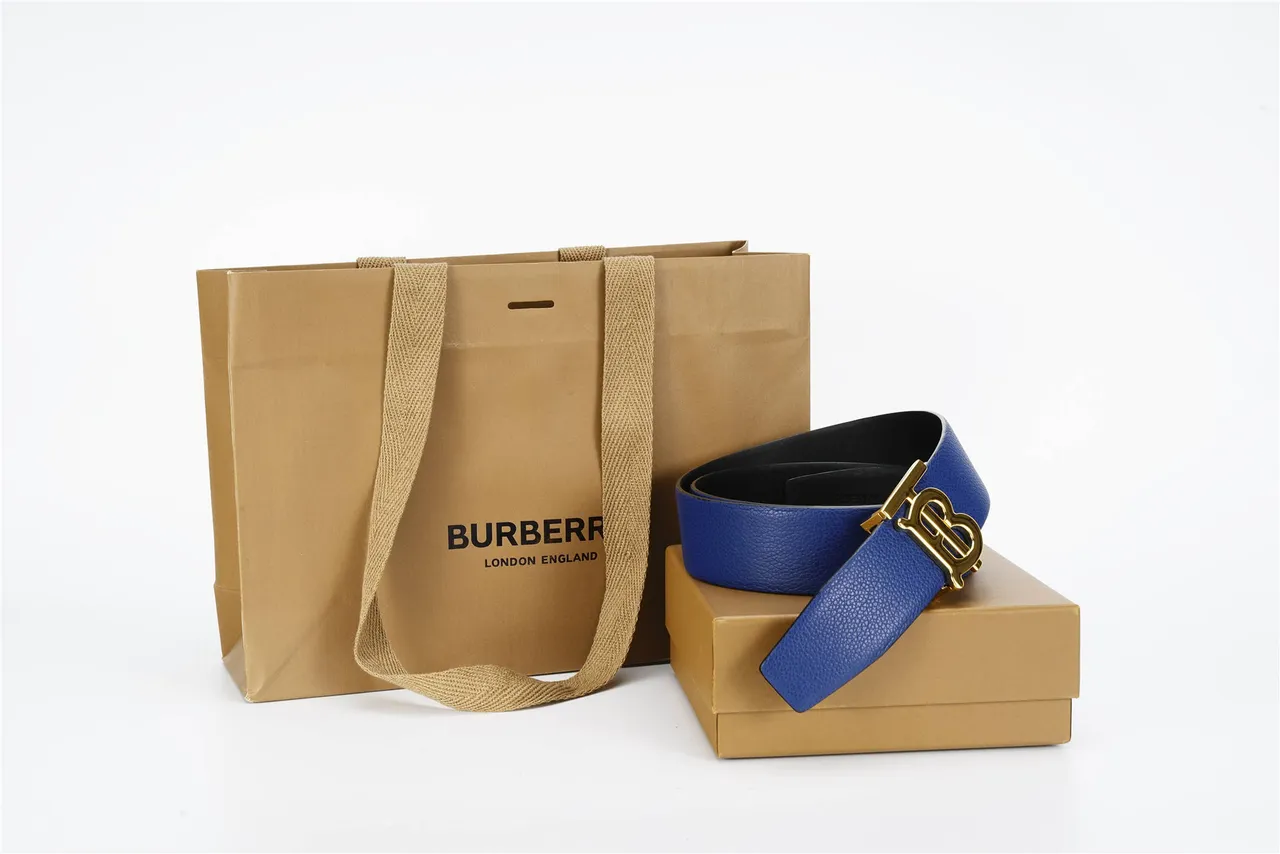 Burberry TB Belt Navy Blue Reversible Pebbled Leather Belt 4