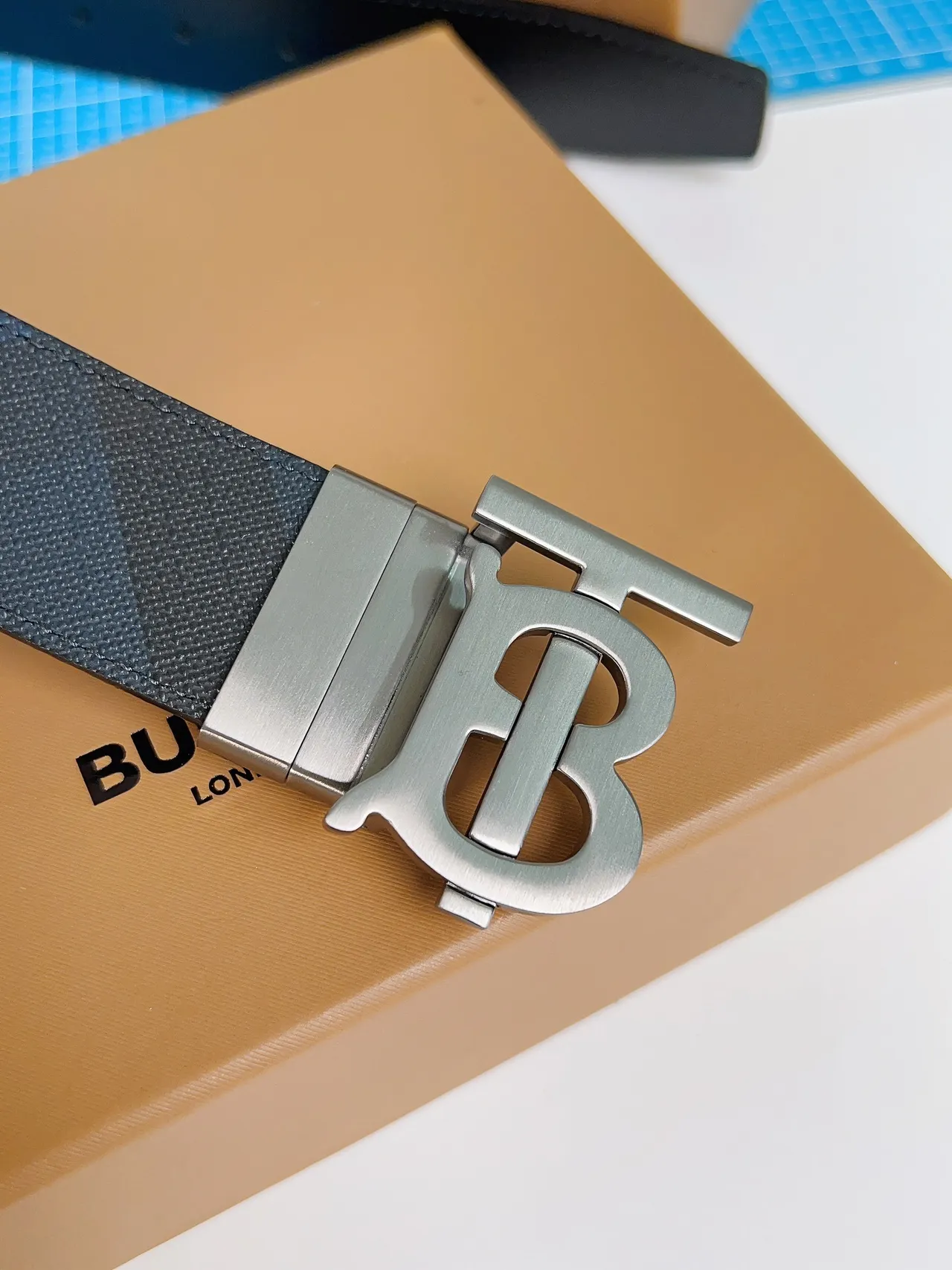 Burberry TB Buckle Belt Navy Blue Gray Check Leather Belt 3