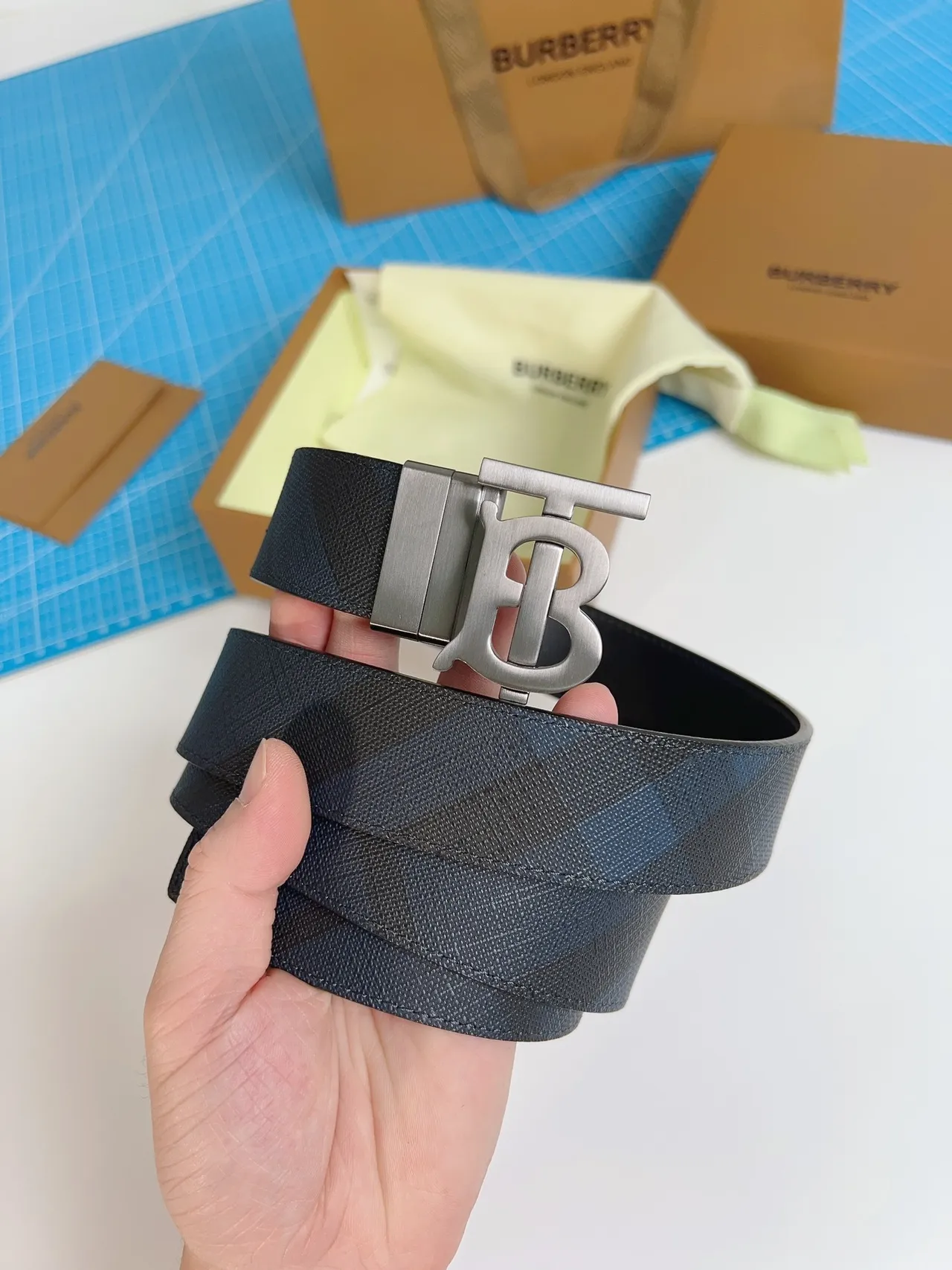 Burberry TB Buckle Belt Navy Blue Gray Check Leather Belt 6