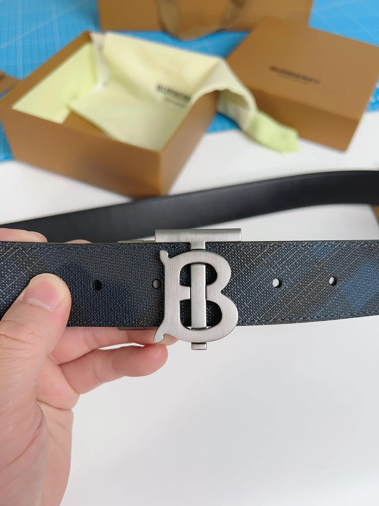 Burberry TB Buckle Belt Navy Blue Gray Check Leather Belt 7