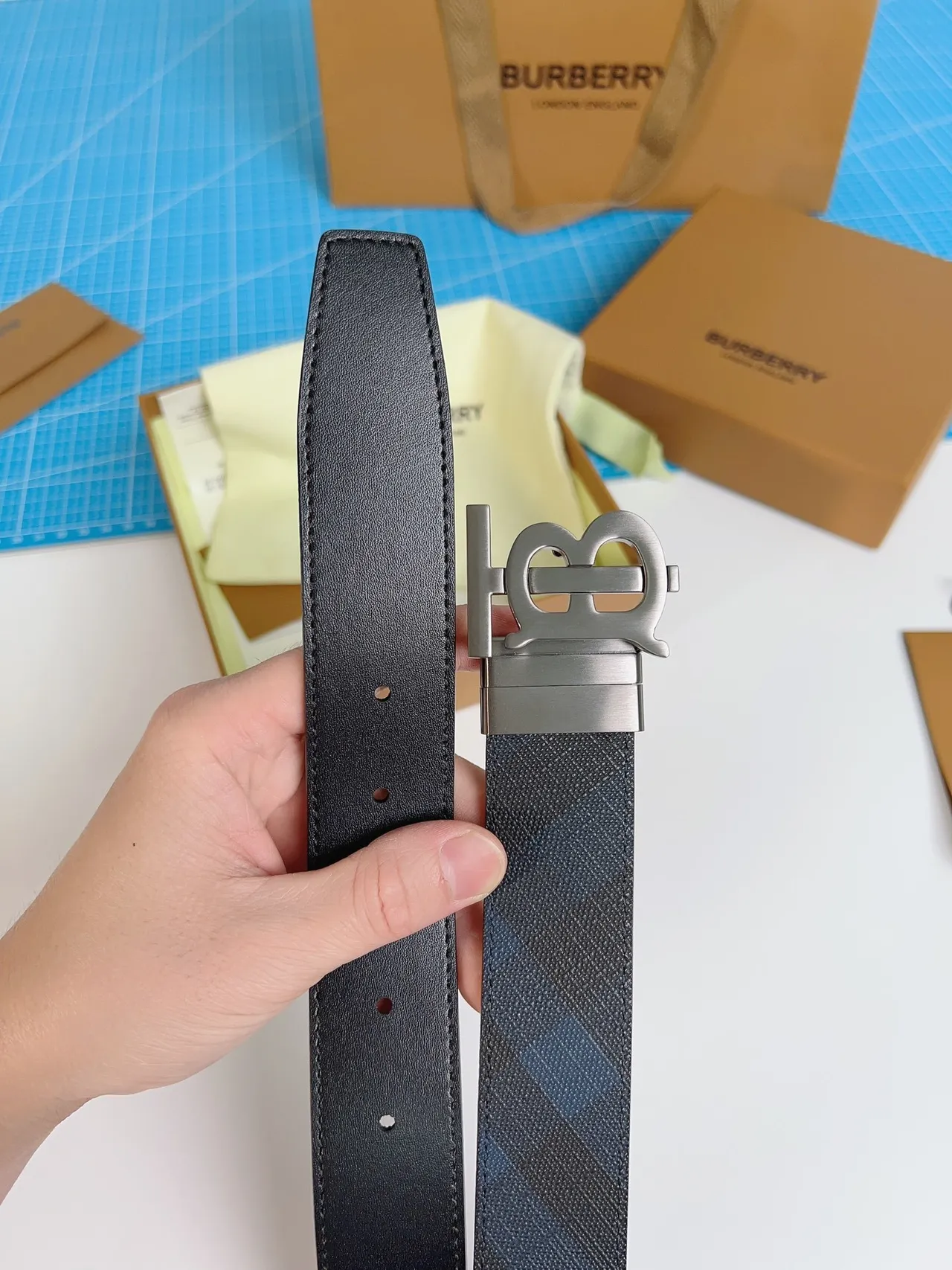 Burberry TB Buckle Belt Navy Blue Gray Check Leather Belt 9