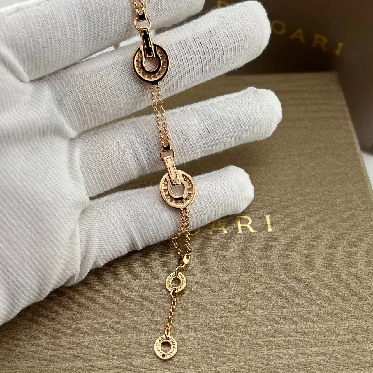 Bvlgari B.zero1 पेव-डायमंड ओपन-सर्कल चेन ब्रेसलेट 4
